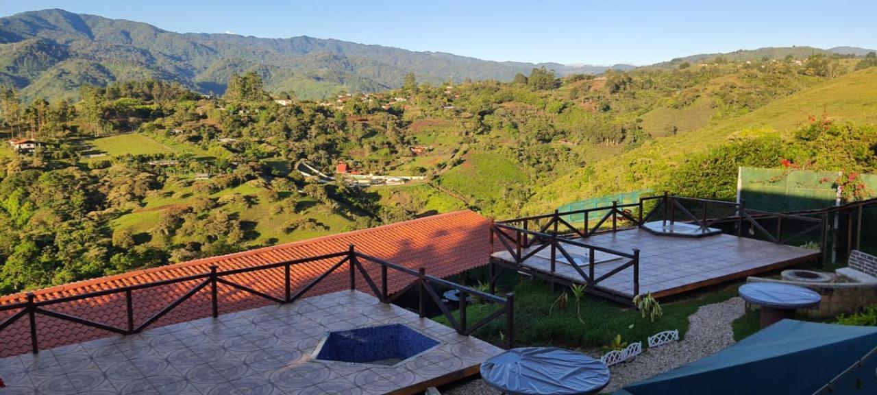 Paraiso Orocay Lodge Exterior photo