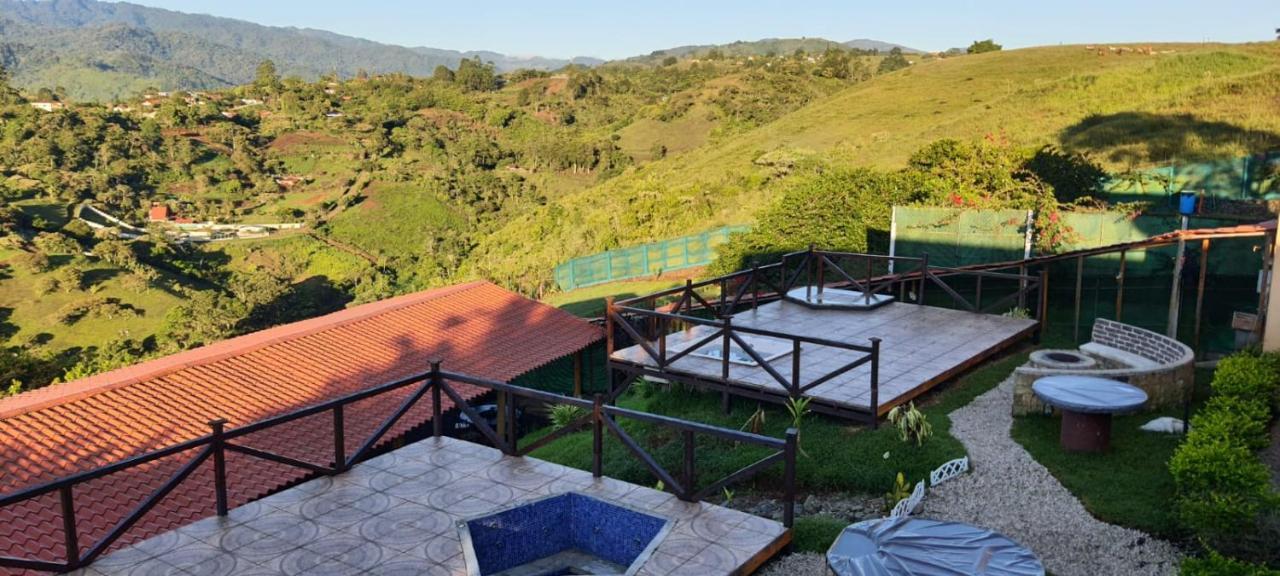 Paraiso Orocay Lodge Exterior photo
